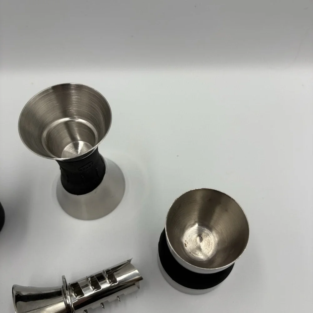 4 Piece Copco‎ Bar Set Jiggers Juicer Stainless Steel Unused